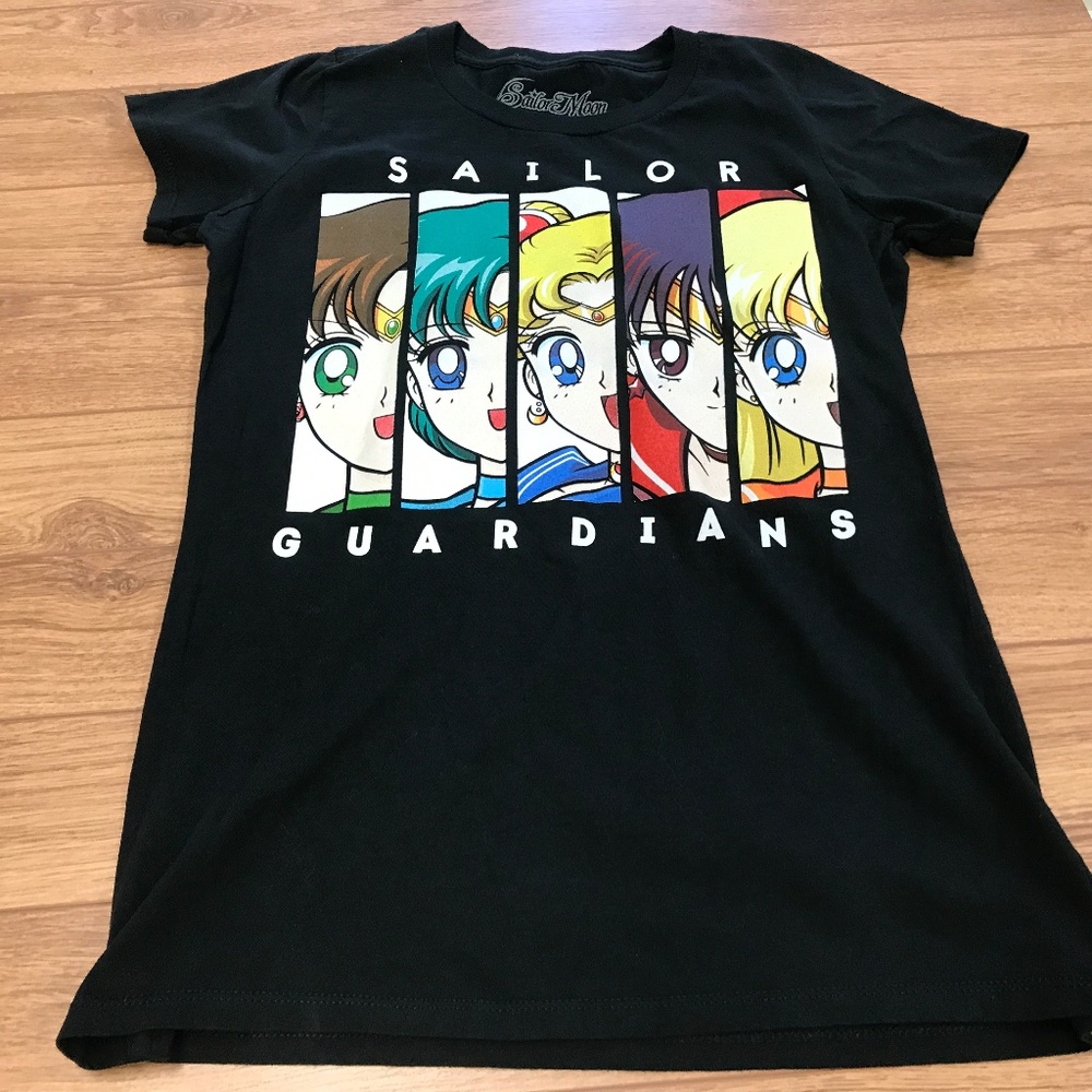 Vintage Sailor Moon Black T-Shirt Women Medium